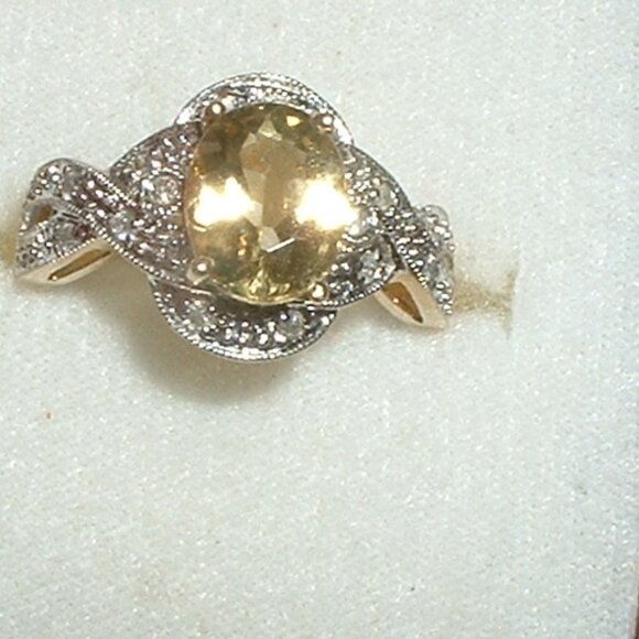 Stunning 10k Lime Citrine Diamond Ring ~ New